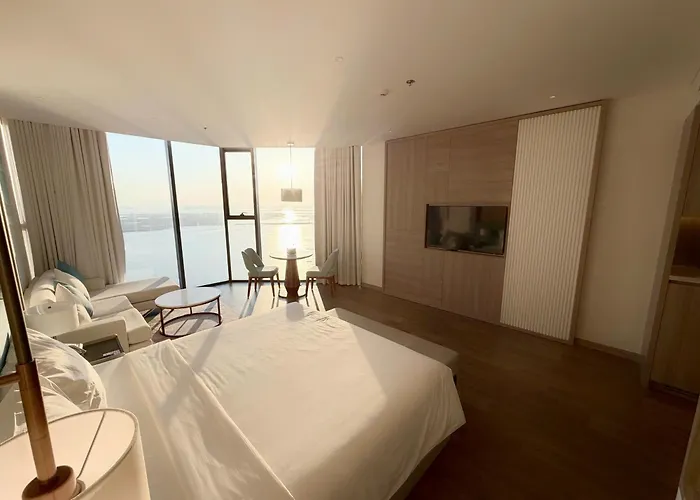 Ho Cao Cap - 5 Phong Ngu Apartment