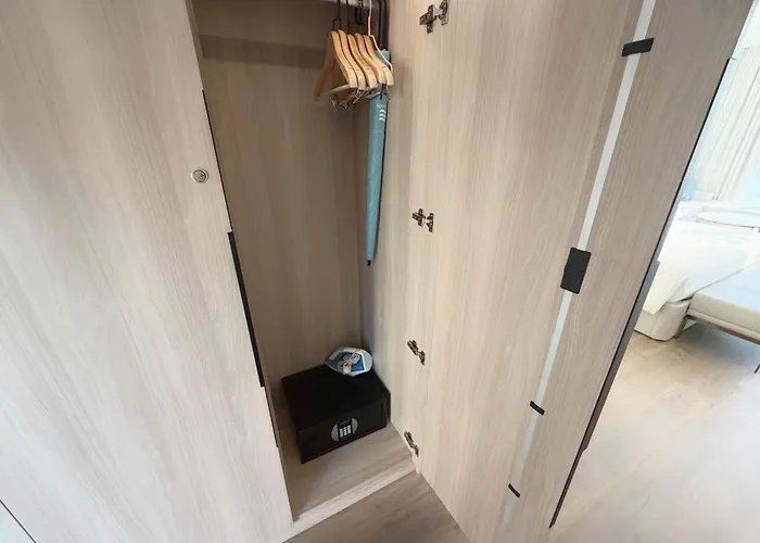 Ho Cao Cap - 5 Phong Ngu Apartment