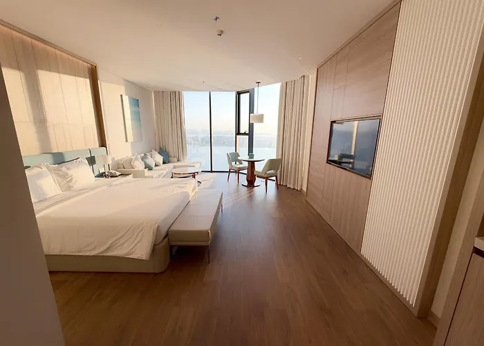 Ho Cao Cap - 5 Phong Ngu Apartment *